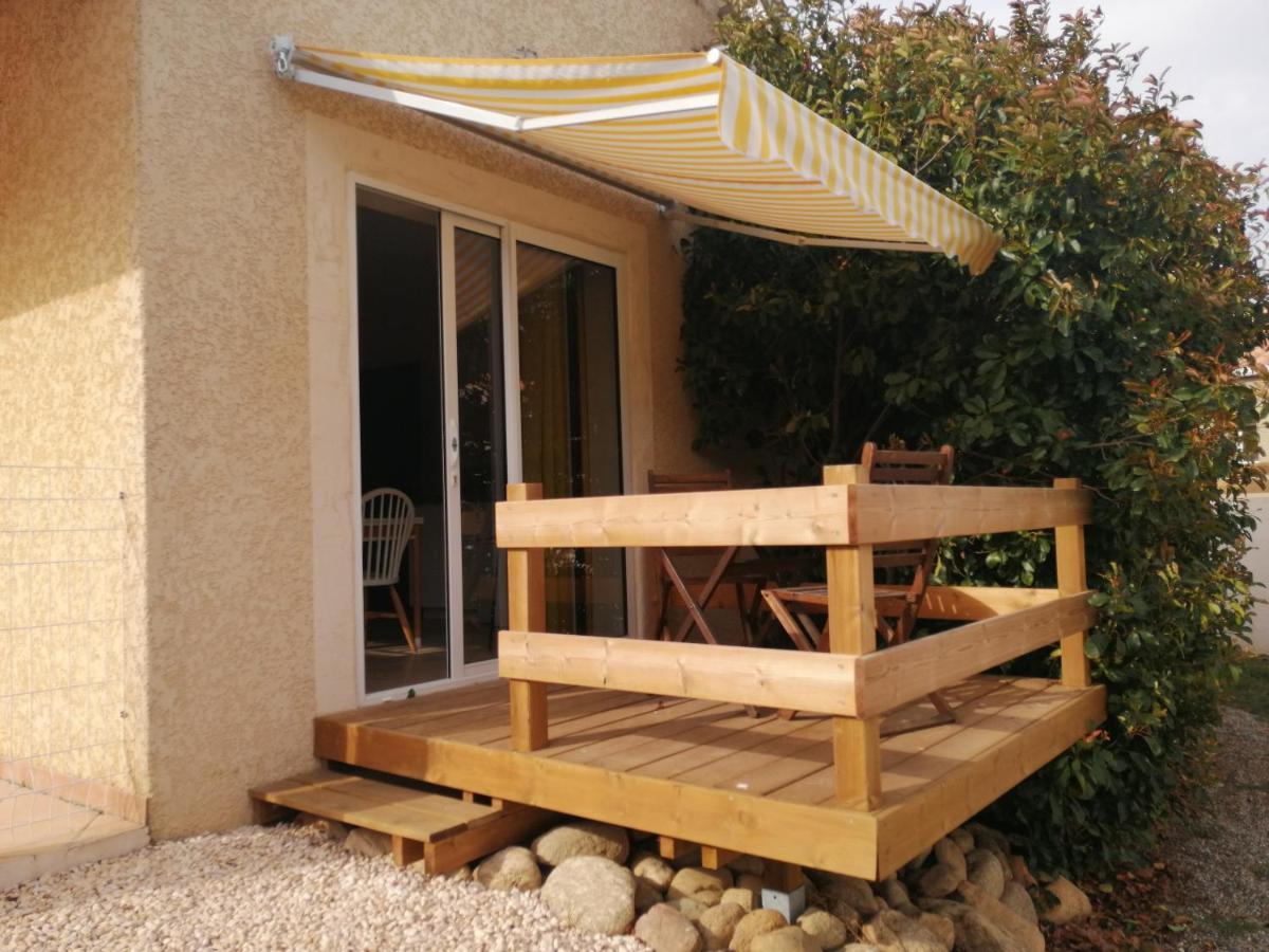 Appartement De Vacances A La Campagne Saint-Jean-Pla-de-Corts エクステリア 写真